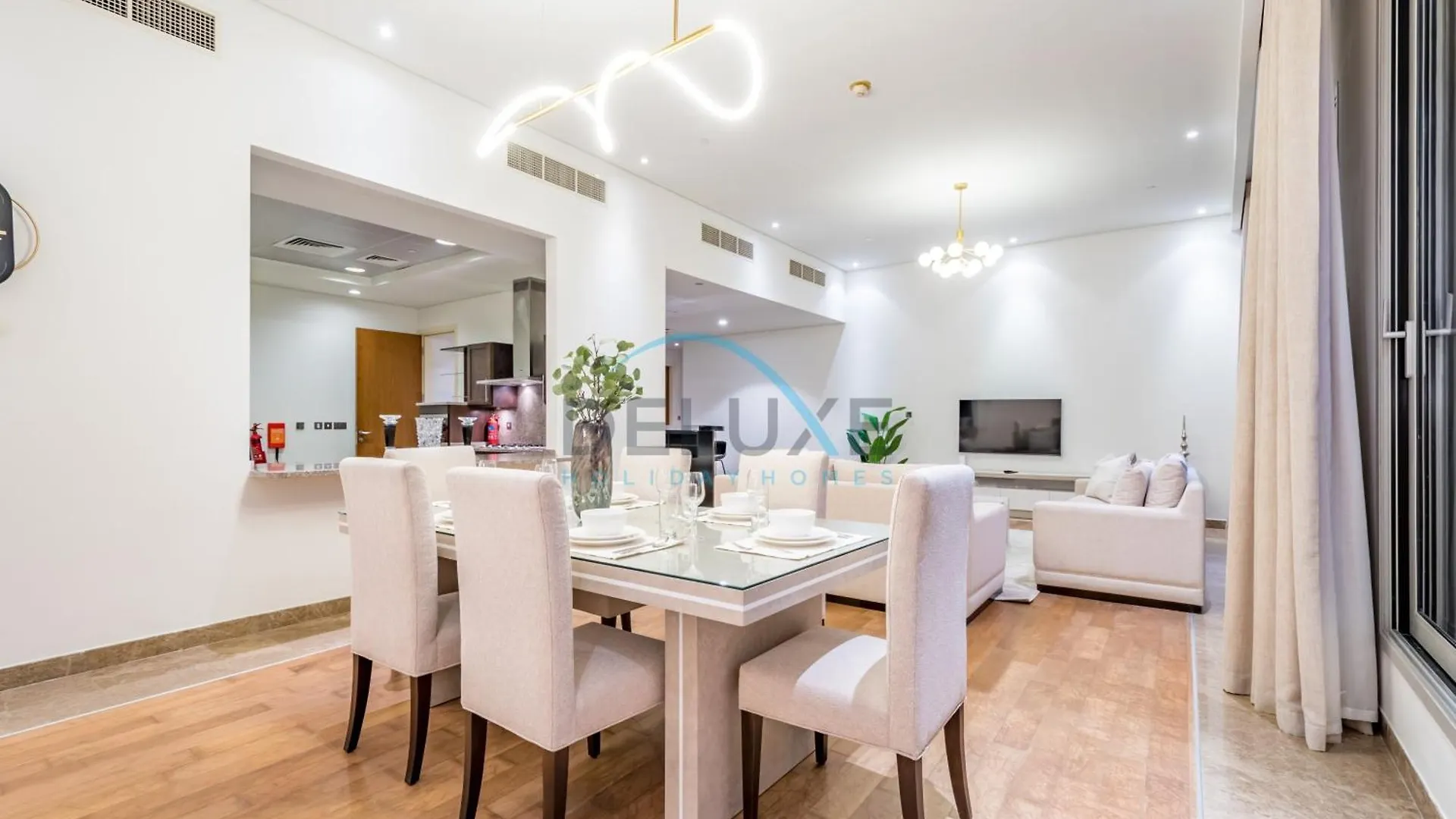 Waterfront 2Br Apartment With Assistant Room In Dream Palm Residence, Palm Jumeirah By Deluxe Holiday Homes Dubai