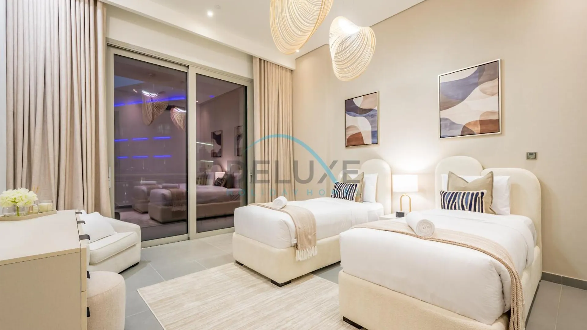 Waterfront 2Br Apartment With Assistant Room In Dream Palm Residence, Palm Jumeirah By Deluxe Holiday Homes Dubai