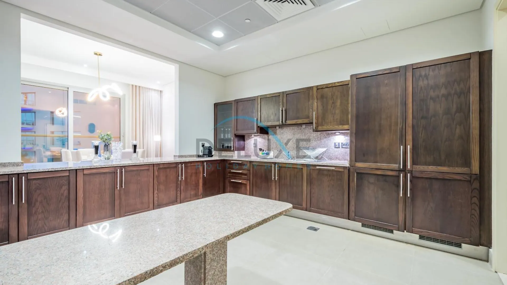 Waterfront 2Br Apartment With Assistant Room In Dream Palm Residence, Palm Jumeirah By Deluxe Holiday Homes Dubai