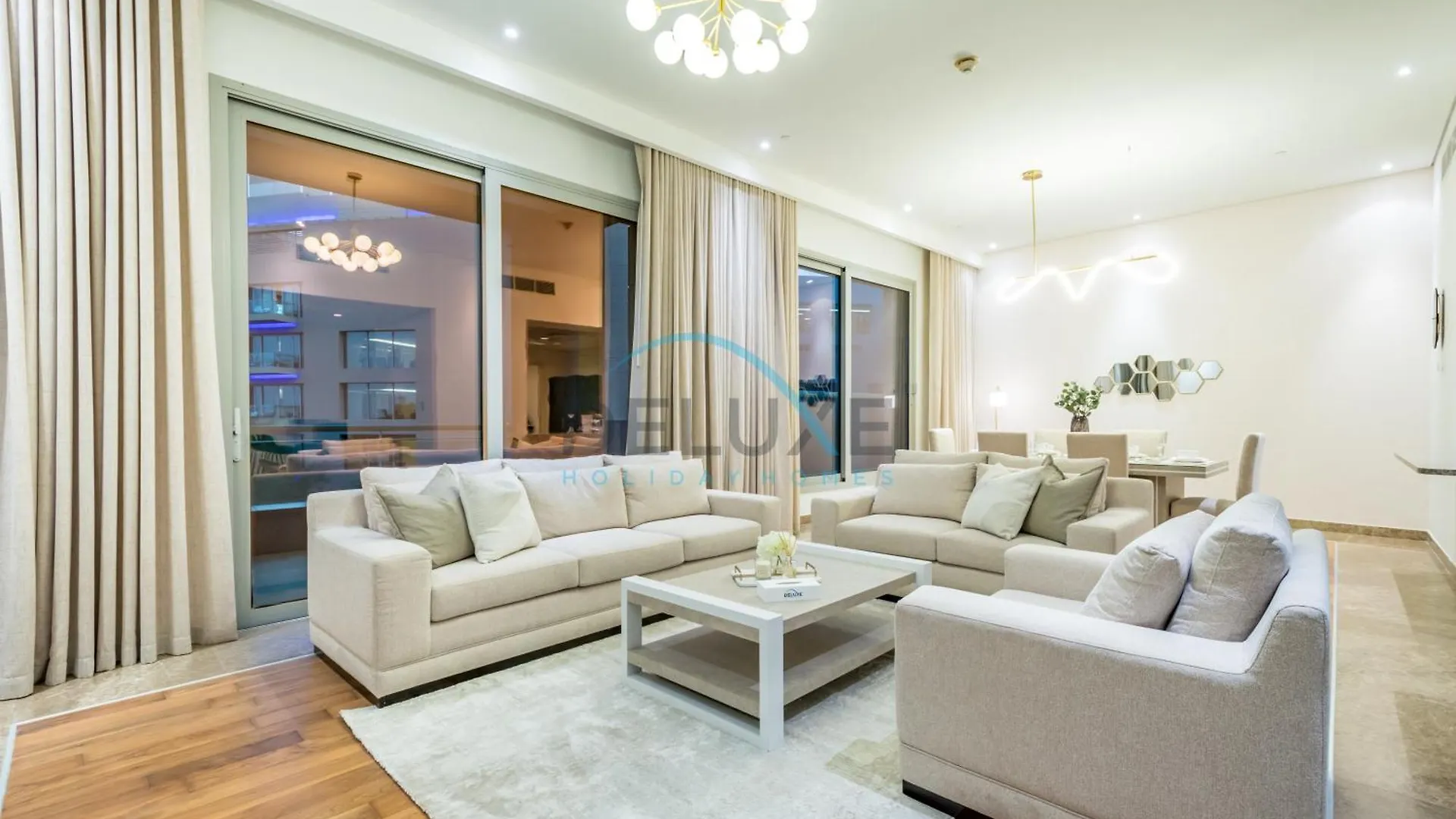 Waterfront 2Br Apartment With Assistant Room In Dream Palm Residence, Palm Jumeirah By Deluxe Holiday Homes Dubai